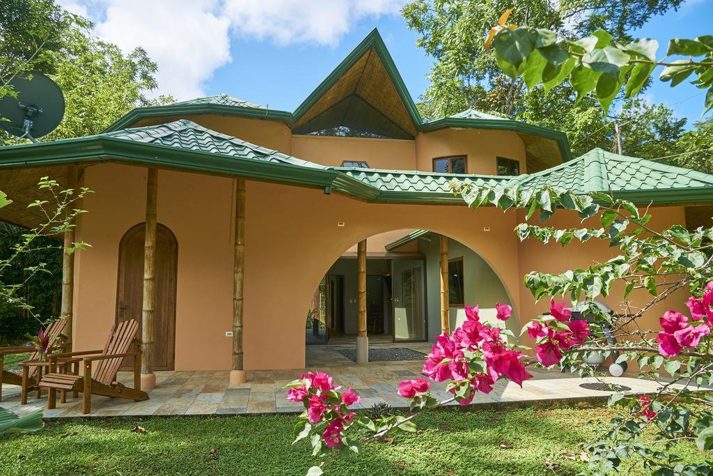 Manoas Bed & Breakfast Uvita Dış mekan fotoğraf